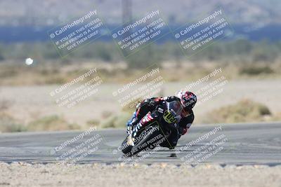 media/Oct-05-2025-CVMA (Sun) [[beeef4f201]]/Race 5-Amateur Supersport Open (Holeshot)/